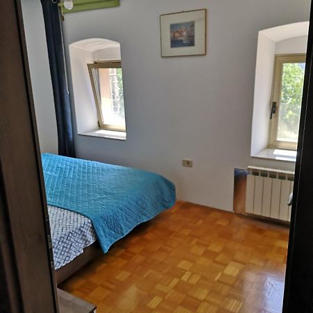 Apartma Ester Lucija Exterior photo